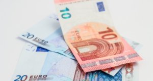 Polscy Pracodawcy od dawna wypłacają 8,5 euro