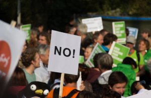 8,5 euro – czyli jak się dostosować żeby nie musieć protestować