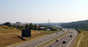 Zatrzymany za nieprawidłowe mocowanie ładunku – kontrole na A4