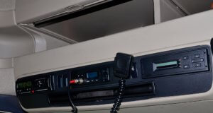 Jak uniknąć kary za przekroczony czas jazdy na tachografie cyfrowym?