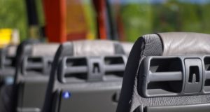 Autobus z licznymi usterkami zatrzymany