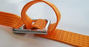 Charakterystyka nowego sposobu zabezpieczania ładunków – siatko-pasy „MiNi”